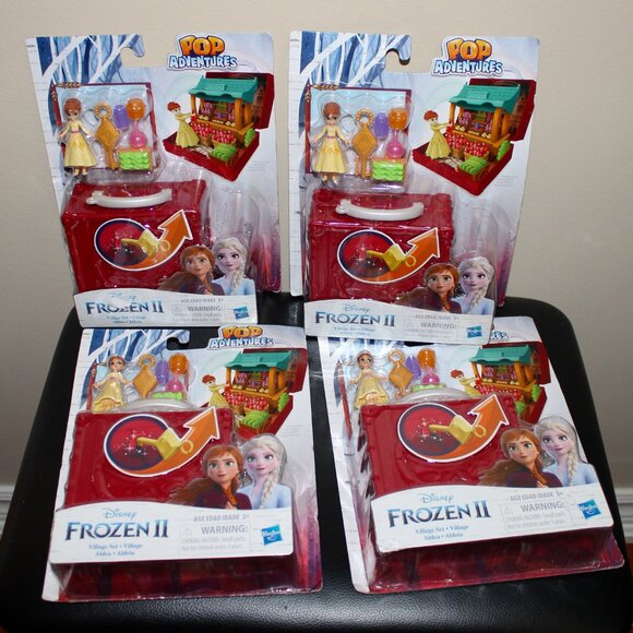 3/$55❤️sealed Disney FROZEN II 2 Pop Adventures Village Set Pop-Up Playset Case - Picture 2 of 15